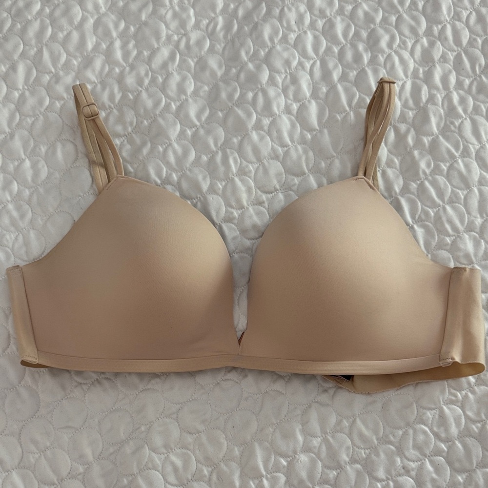 Victoria's Secret Beige wireless padded non-wire Bra 32D